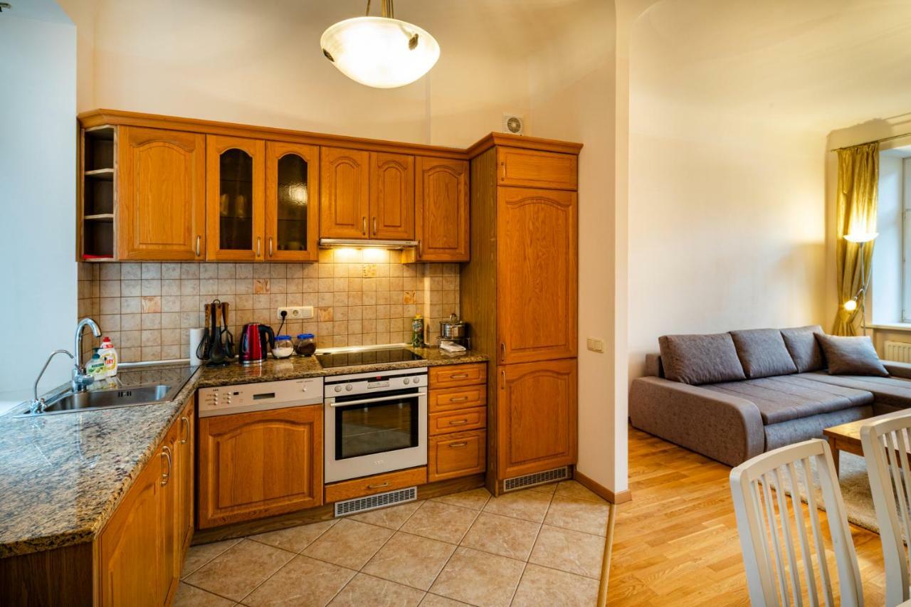 Dzirnavu Street Apartment In City Center Riga Exterior foto